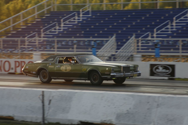 Illustration for article titled Break Out The Calendars: LeMons Versus BABE Rally Cars At The Dragstrip!